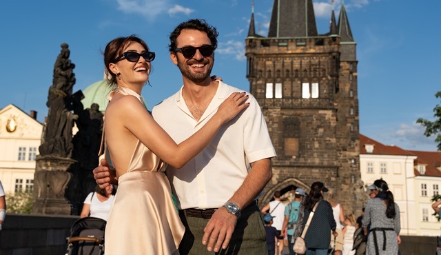 Netflix's New Turkish movie Art of Love (Romantik Hirsiz) will be released on March 14!